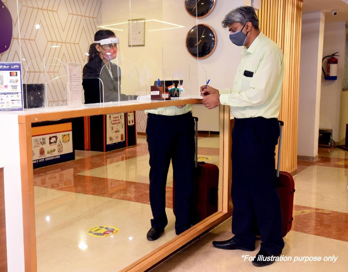Hotel O R Square Inn ハイデラバード エクステリア 写真