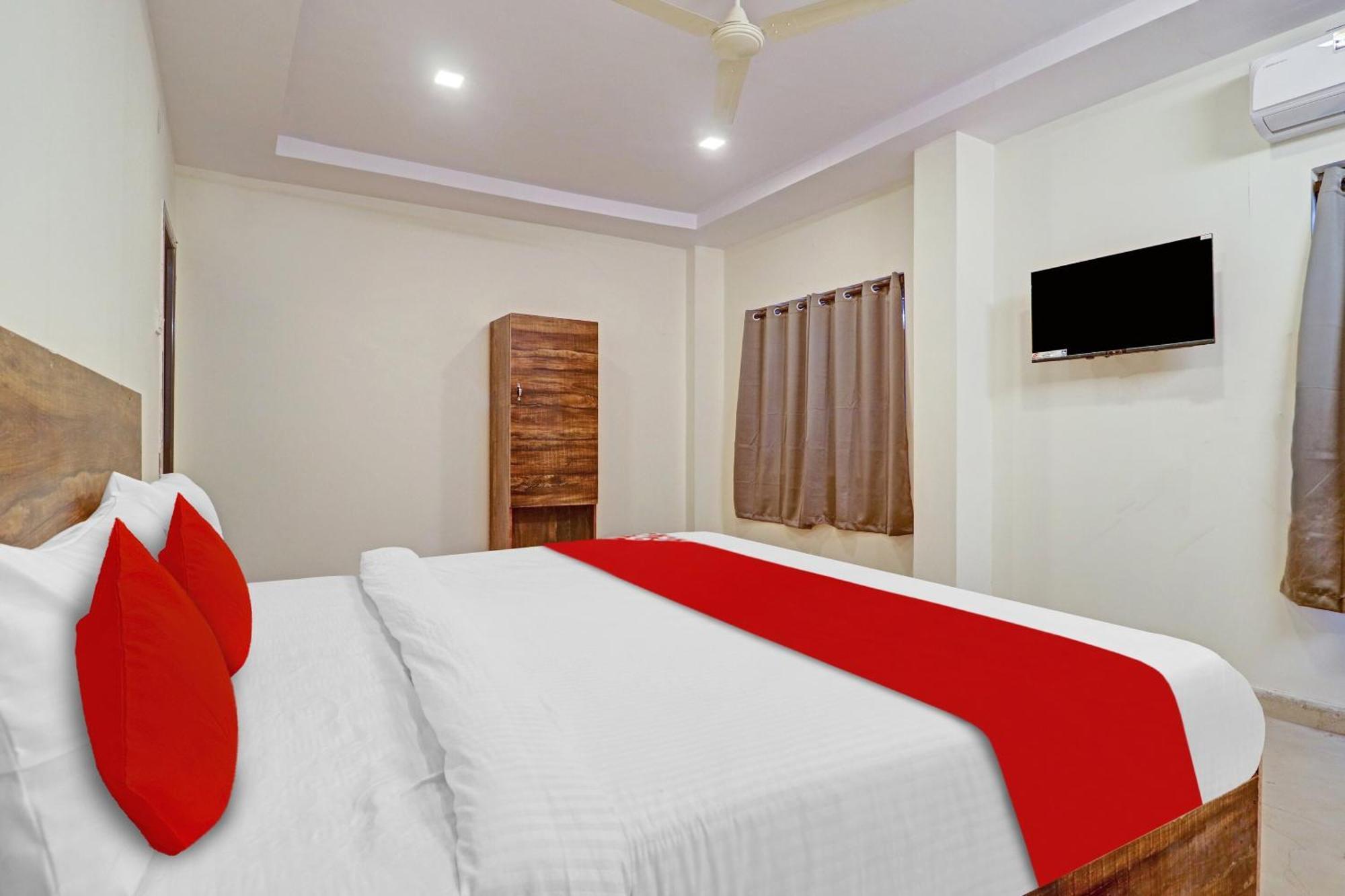 Hotel O R Square Inn ハイデラバード エクステリア 写真